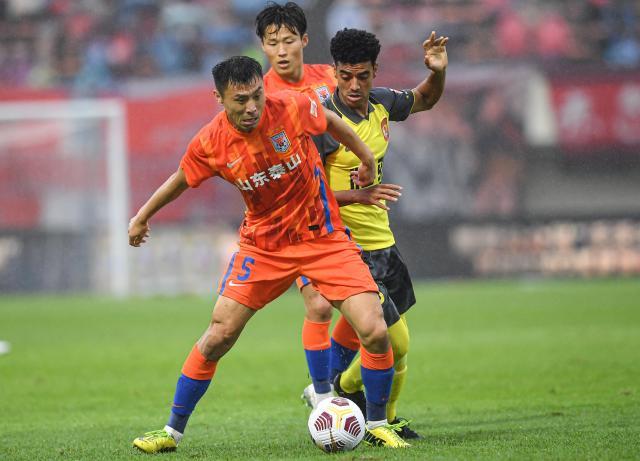 开云中国-3将11年后再随泰山夺冠 郑铮处子赛季出道即巅峰